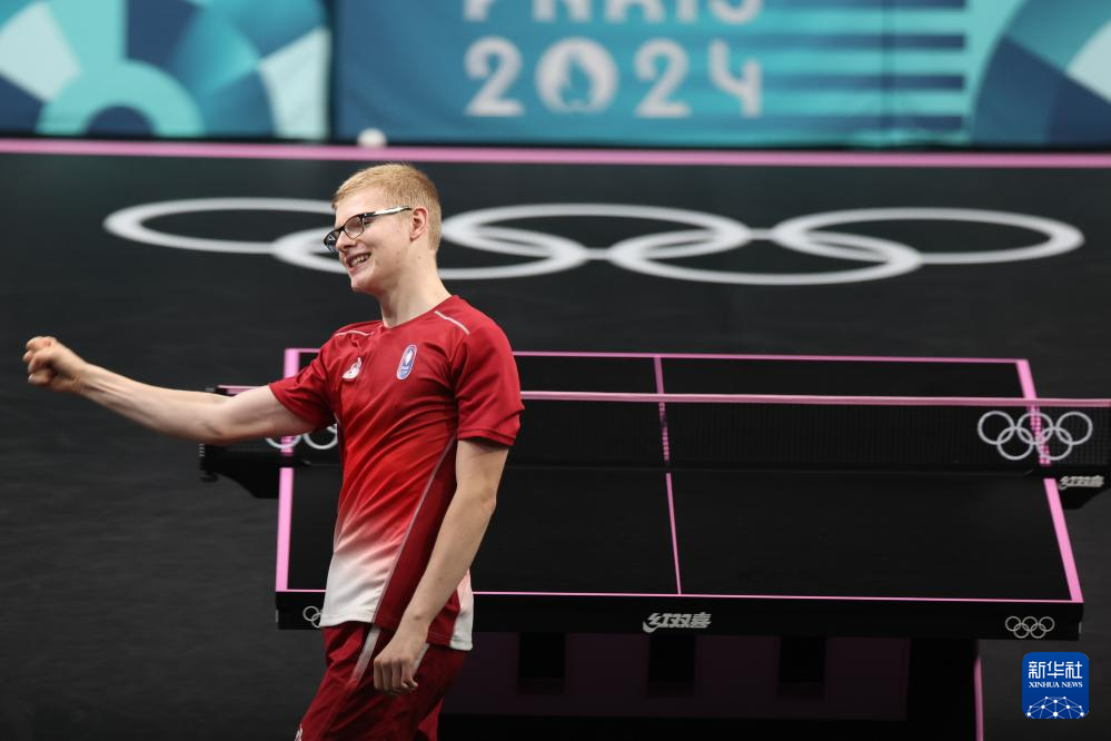 朗的后卫球 朗的后卫球