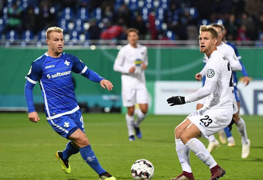 掌握扑克中 掌握扑克中